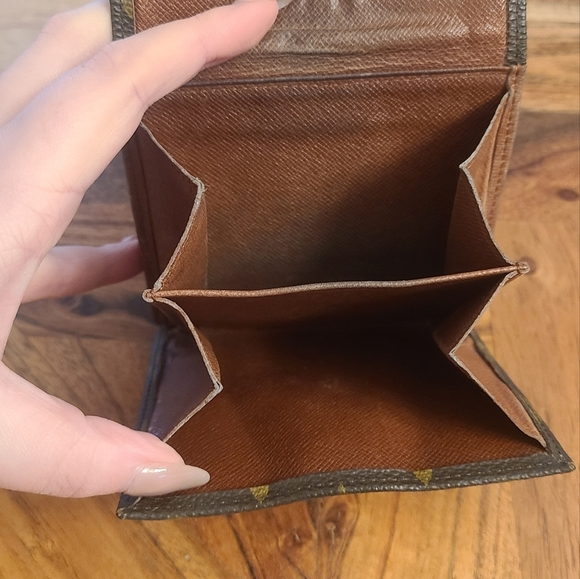 Louis Vuitton LV Monogram Vintage Elise Wallet in great condition authentic - Picture 7 of 7